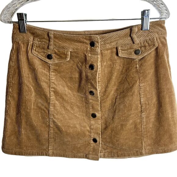 Tan corduroy mini skirt sz L - Picture 2 of 5